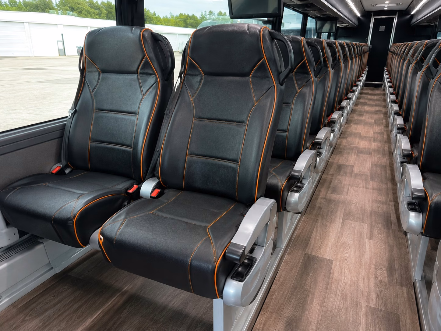 charter buses for large nashville prom groups keep everyone together all night