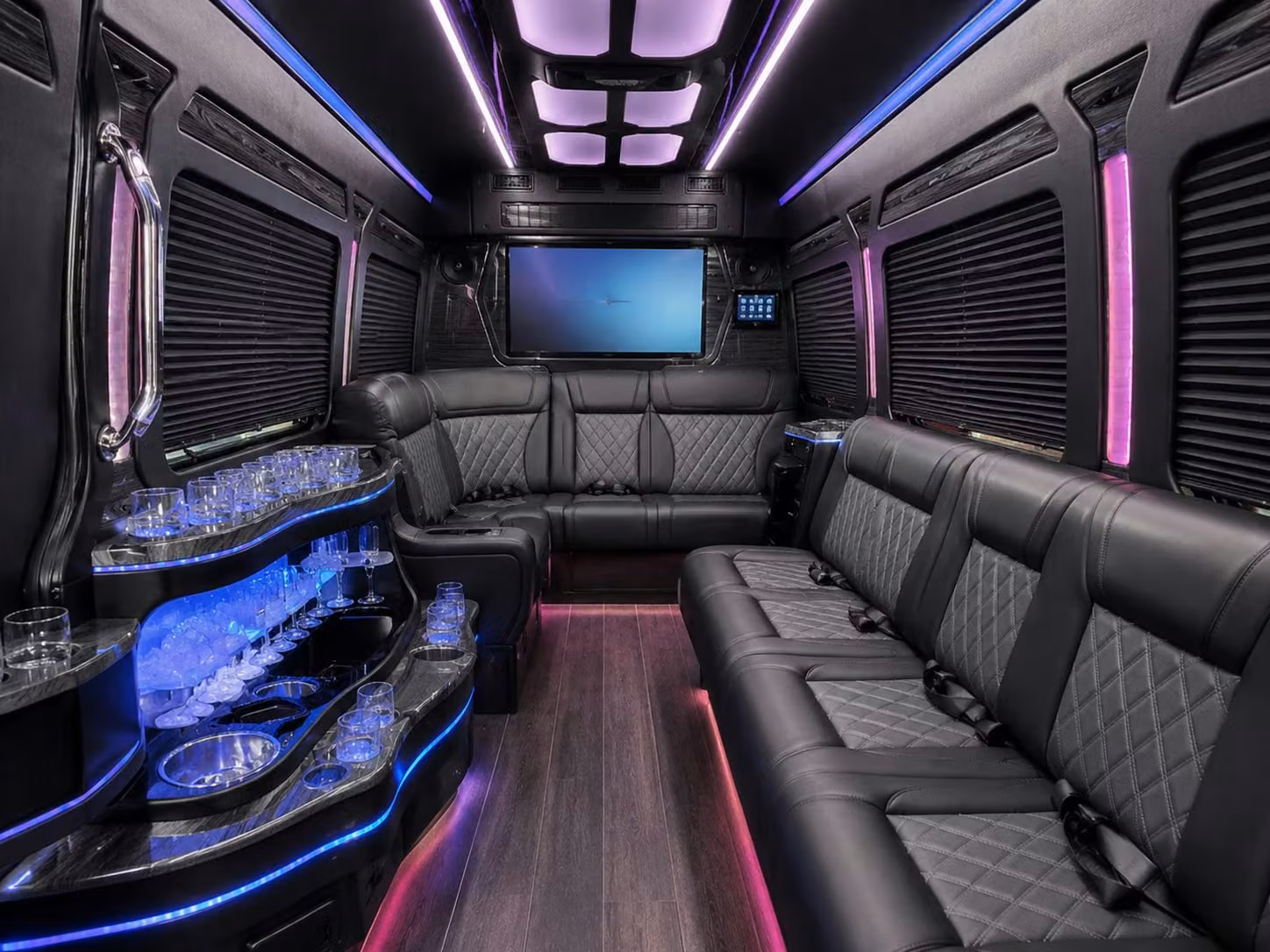 college campus tours and high school group transportation in nashville