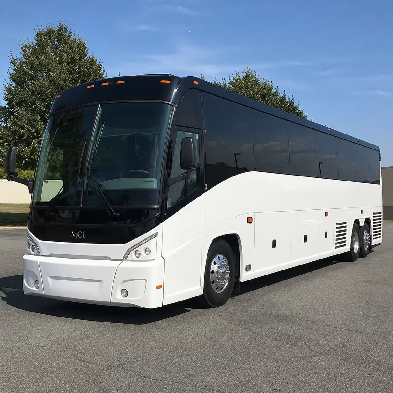 does the day of the week change what a charter bus costs in nashville tennessee