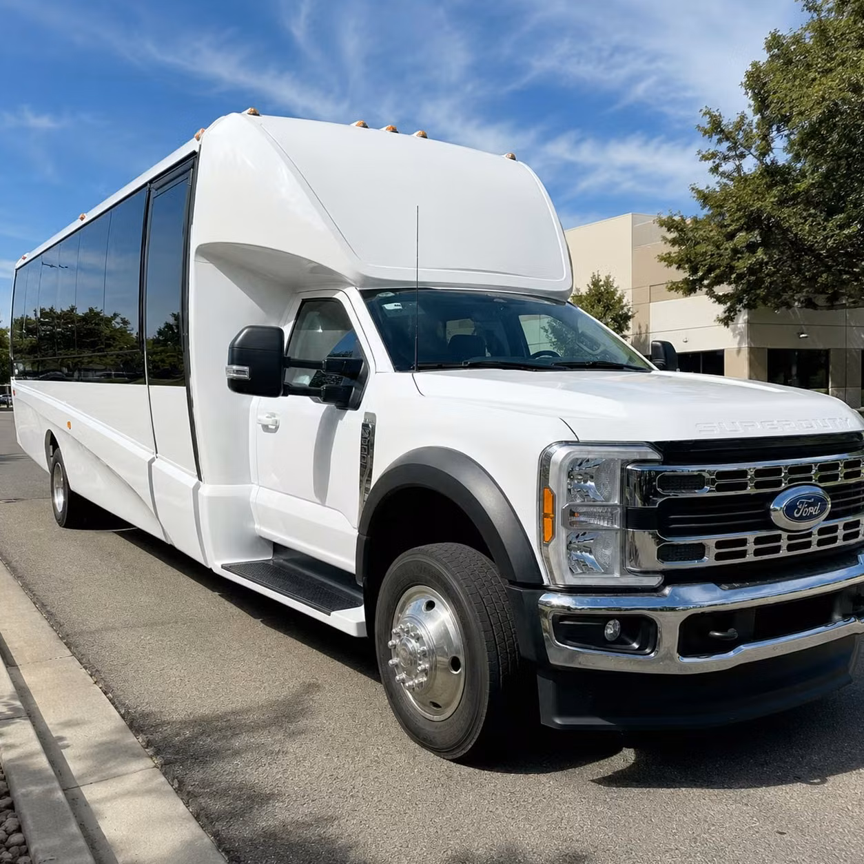 nashville bus rentals for school field trips