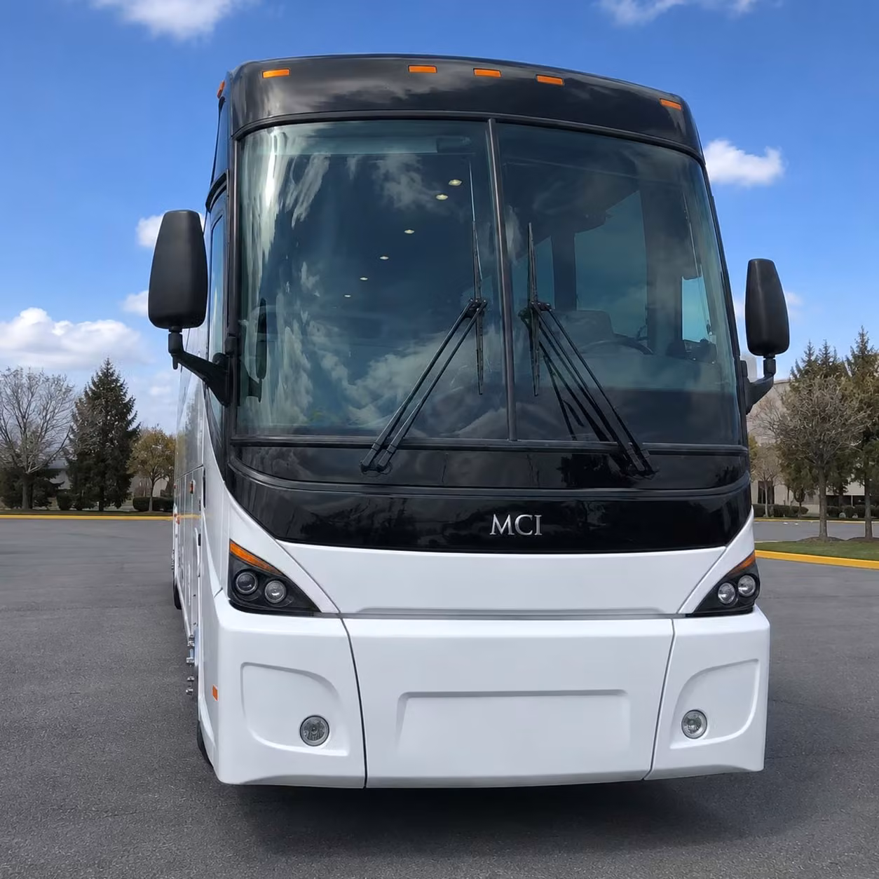 nashville corporate groups can count on reliable airport shuttle bus service