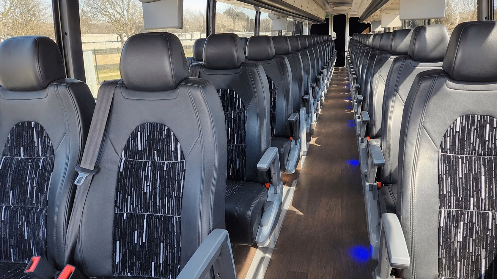 wedding transportation in nashville and all the surrounding areas