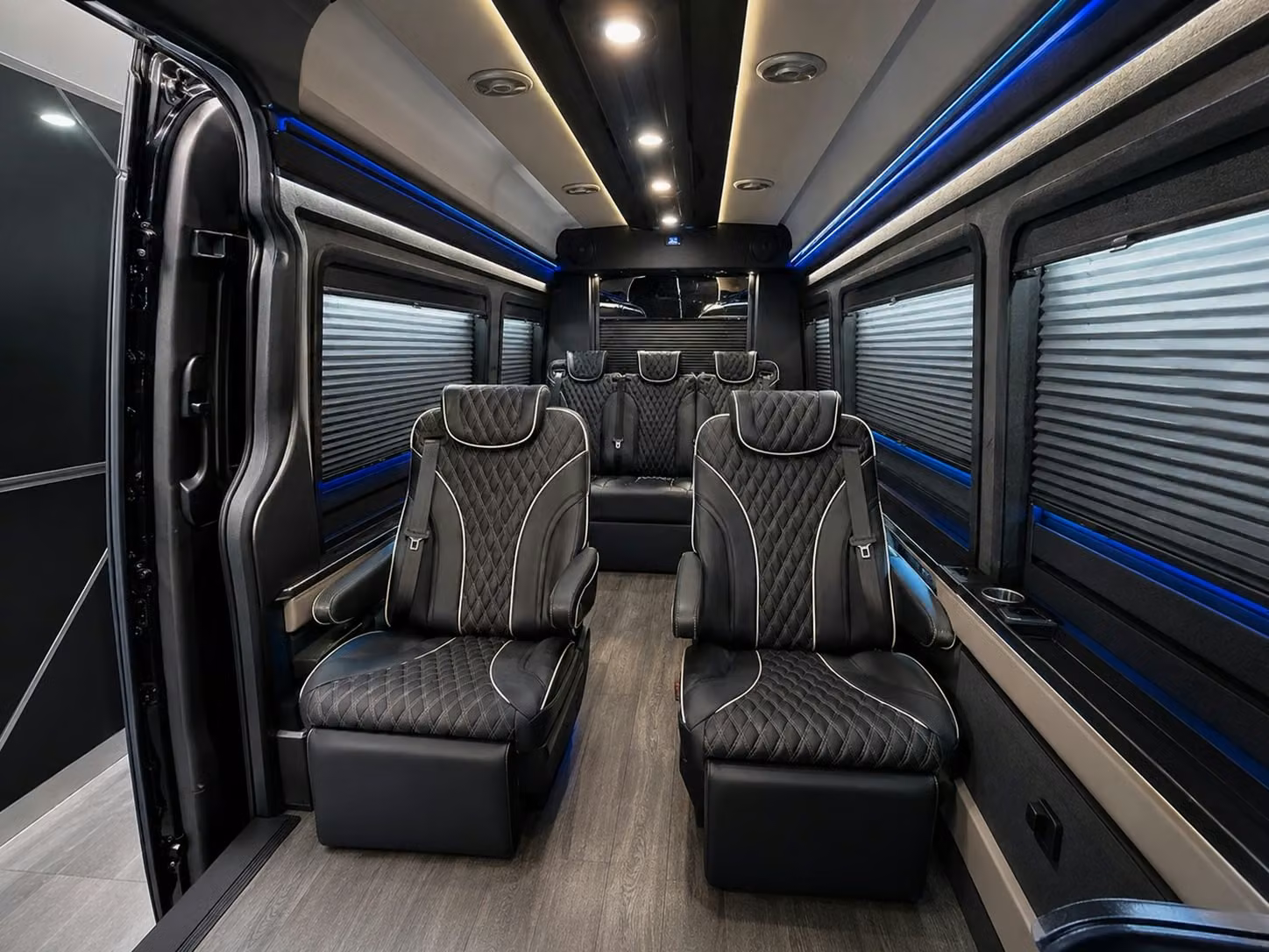 whatever brings your group to nashville airport transportation is one less thing to worry about
